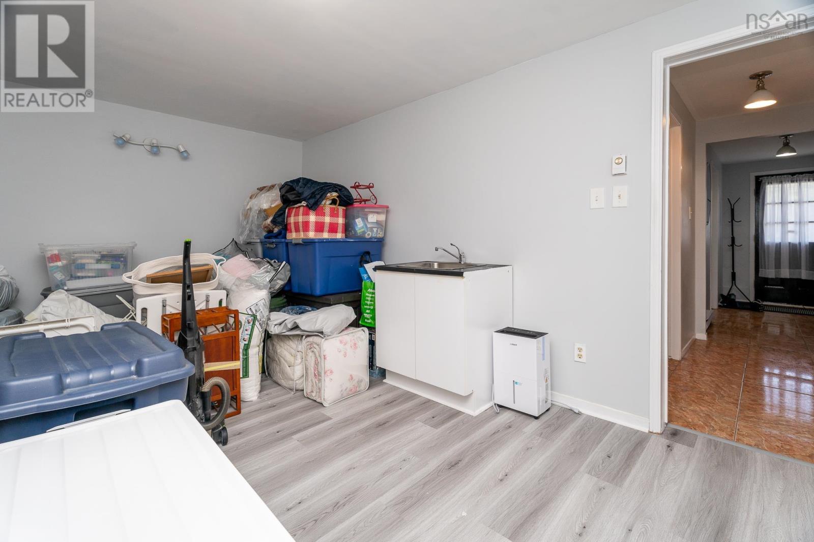 44 Collins Grove Property Photo 37