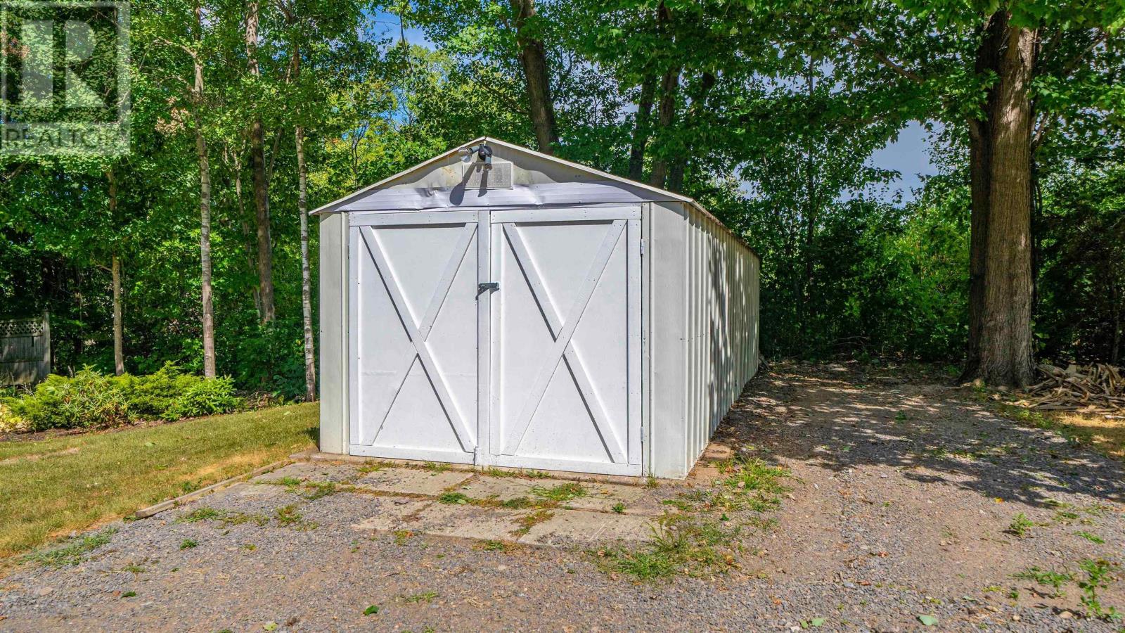 156 Brown Street Property Photo 42