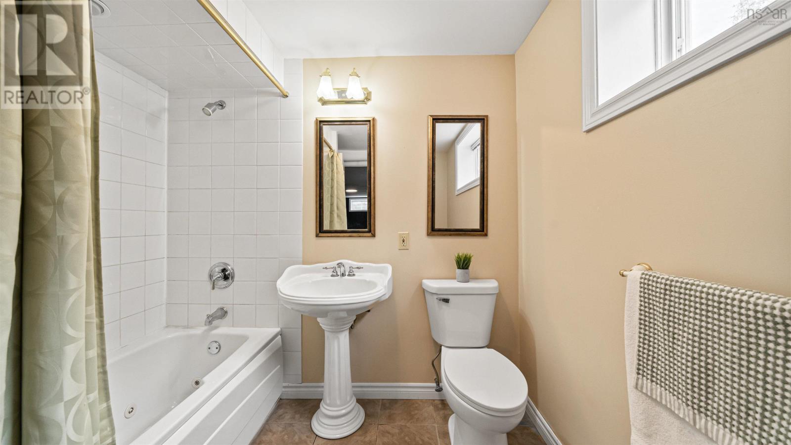 156 Brown Street Property Photo 39