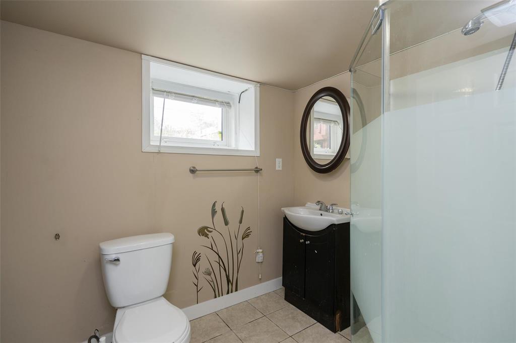 1044 Byng Place Property Photo 19