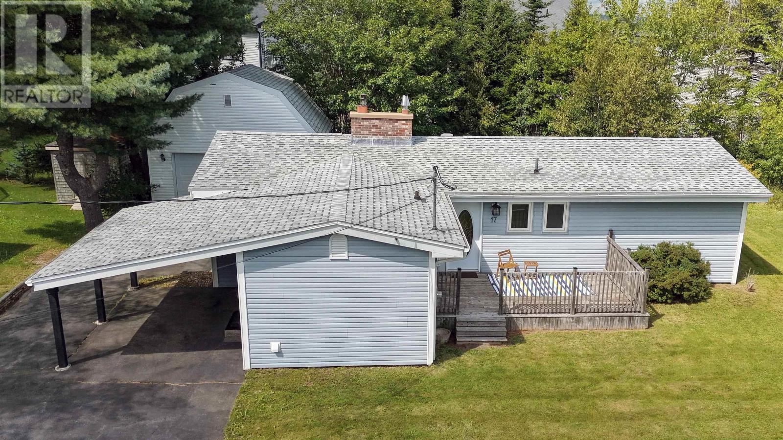 17 Maple Drive Property Photo 1