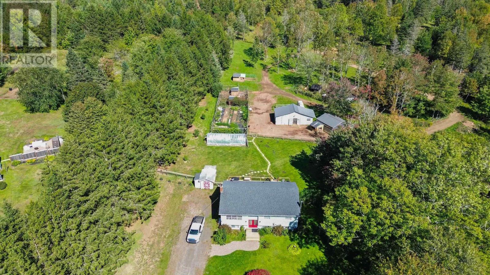 1106 Tetzlaff Road Property Photo 1