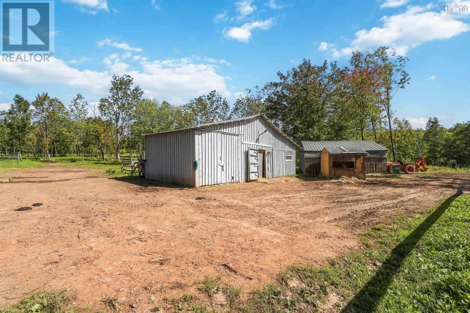 1106 Tetzlaff Road Property Photo 6