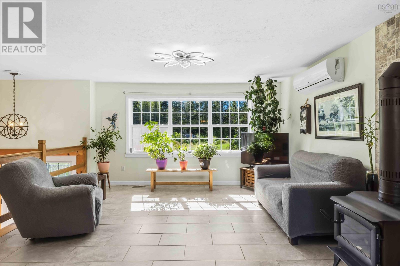 1106 Tetzlaff Road Property Photo 17