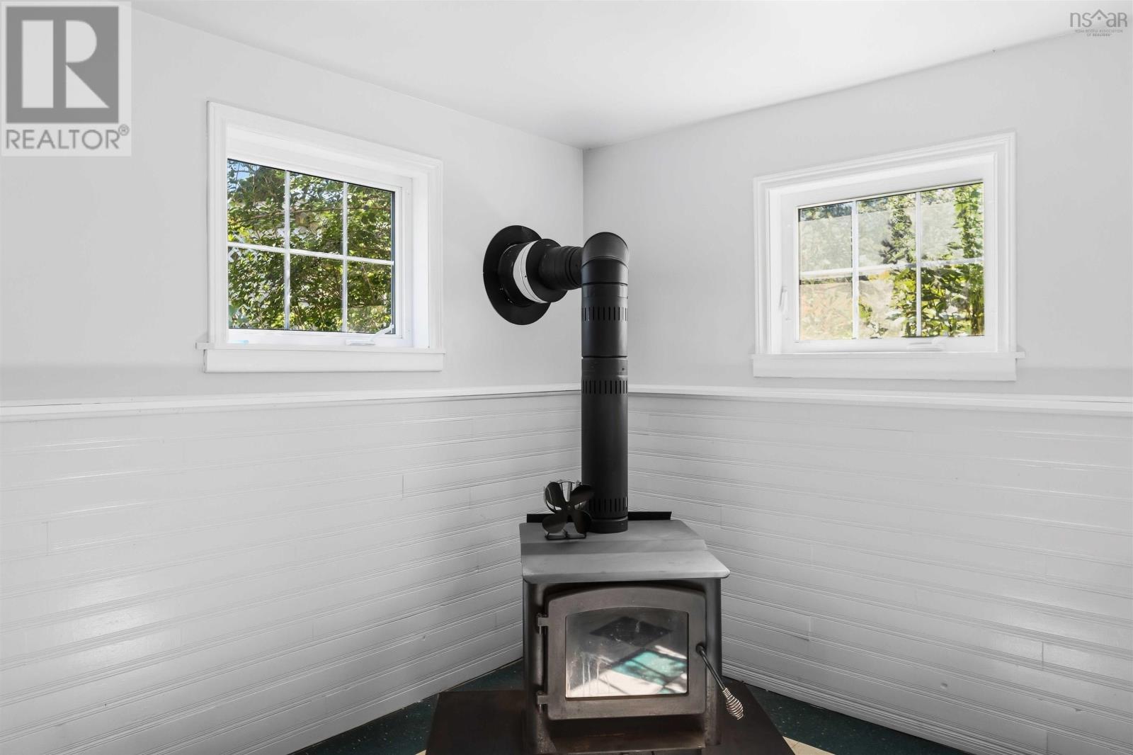 1106 Tetzlaff Road Property Photo 32