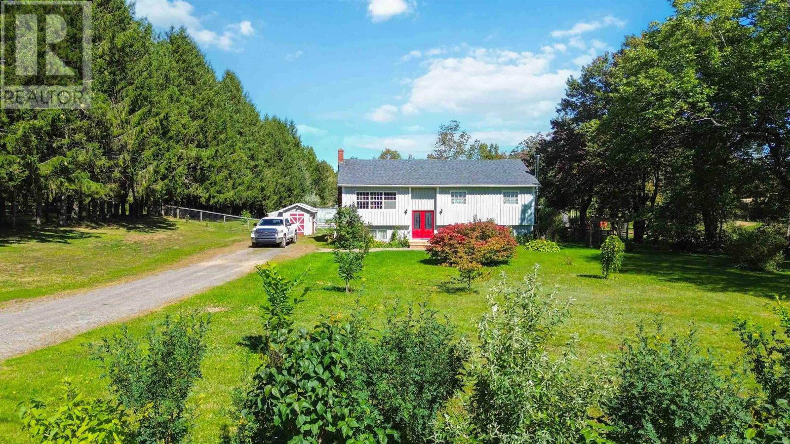 1106 Tetzlaff Road Property Photo 1