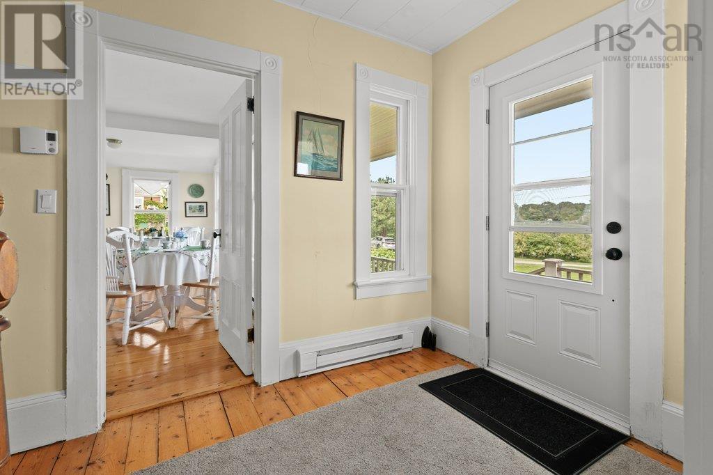 678 Oakland Road Property Photo 14