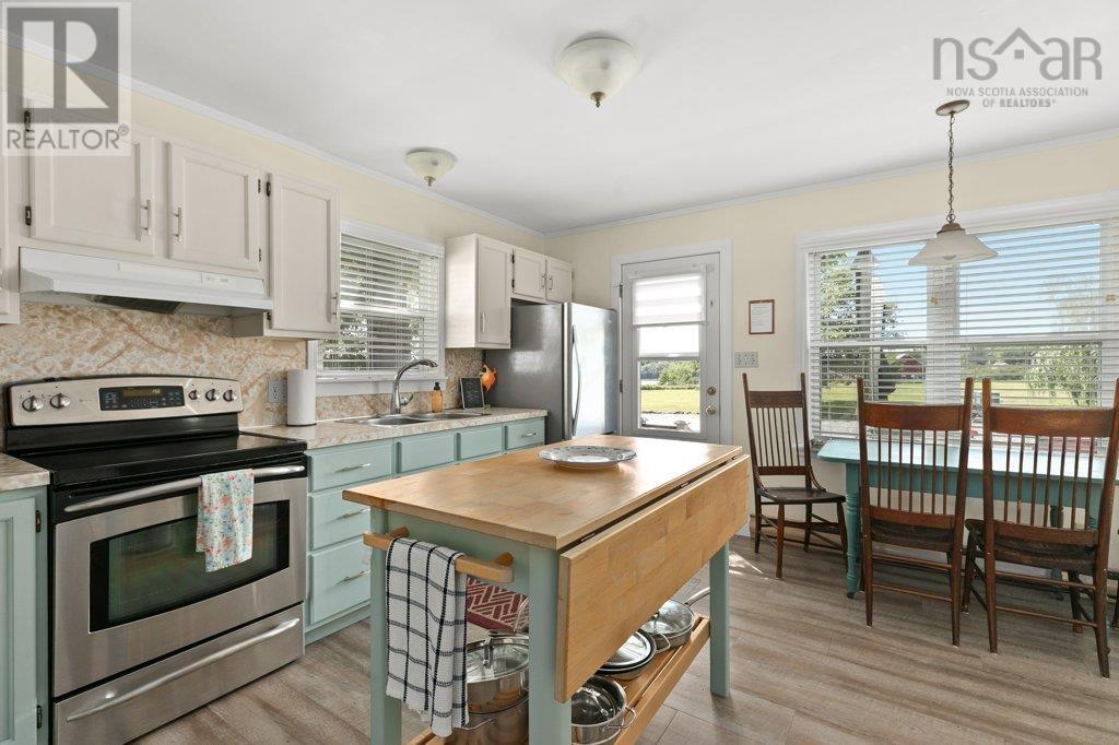 678 Oakland Road Property Photo 39