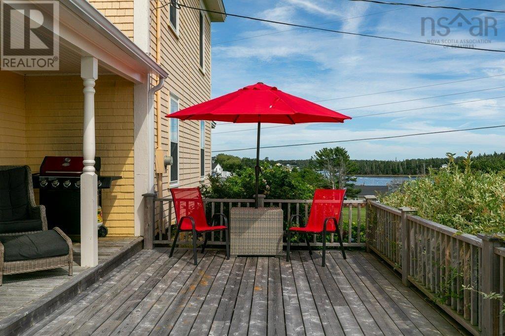 678 Oakland Road Property Photo 29