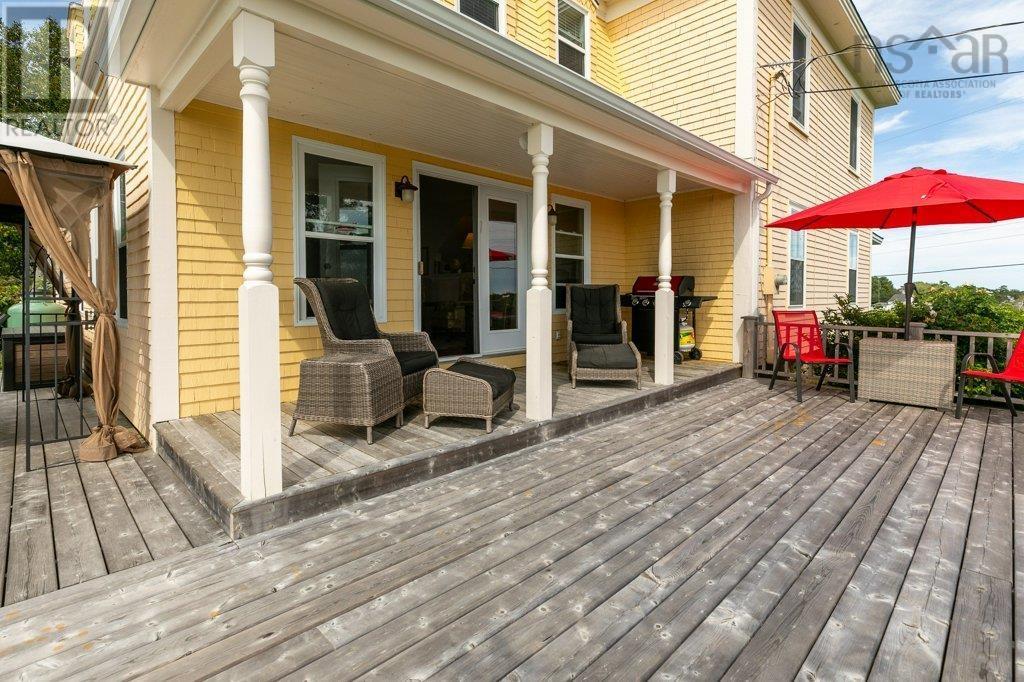 678 Oakland Road Property Photo 30
