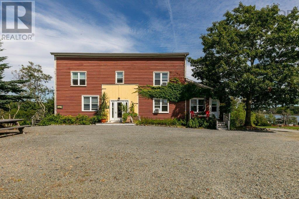 678 Oakland Road Property Photo 36