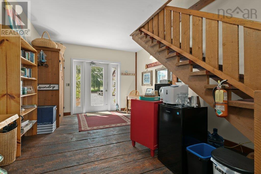 678 Oakland Road Property Photo 42