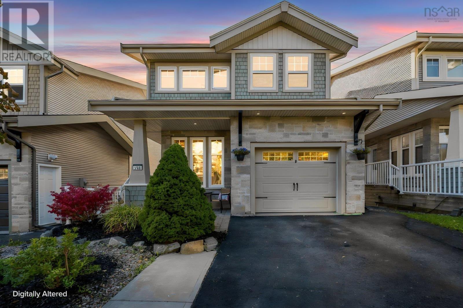 212 Capstone Crescent