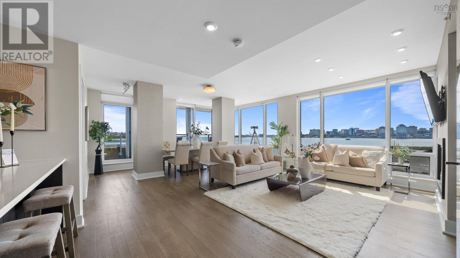 303 67 Kings Wharf Place
