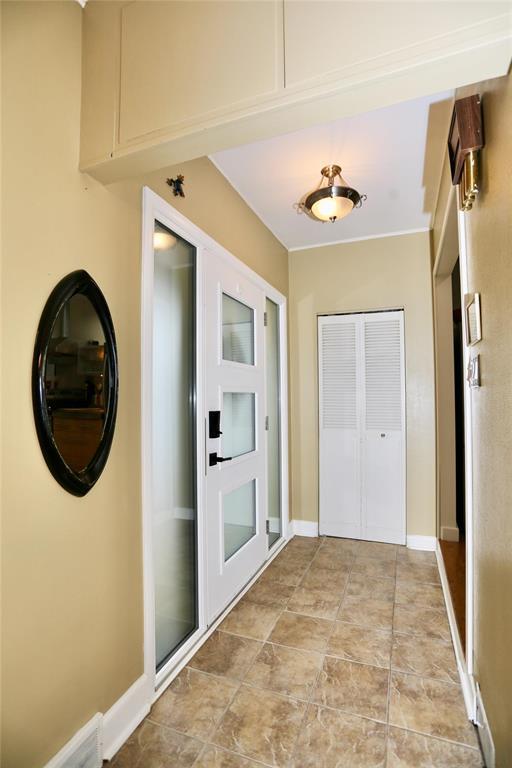 134 Sunnyside Boulevard Property Photo 5