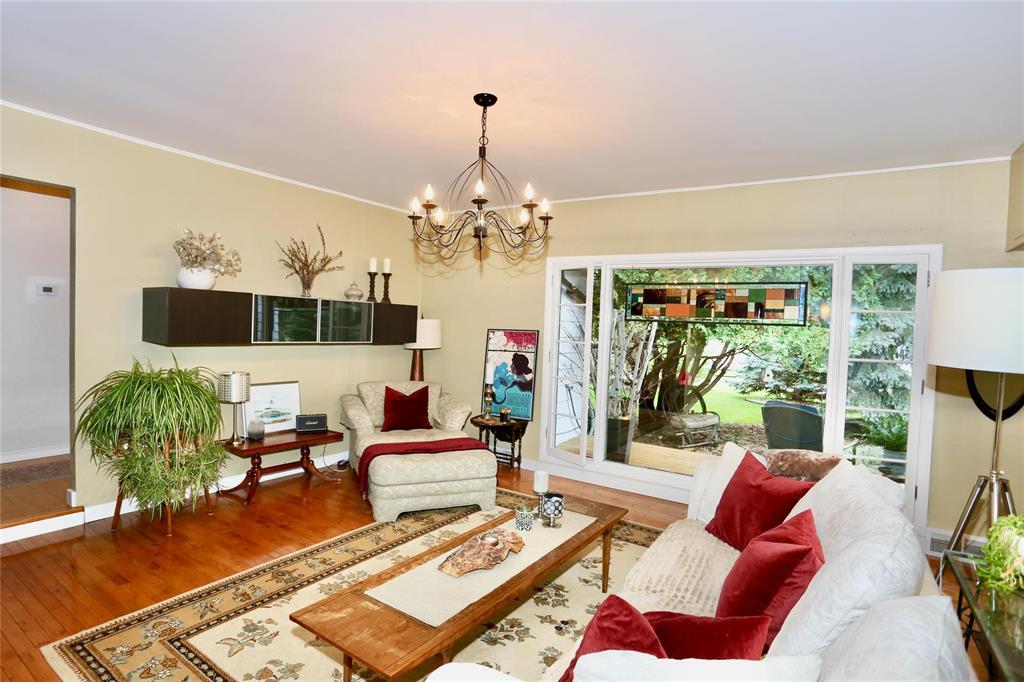 134 Sunnyside Boulevard Property Photo 13