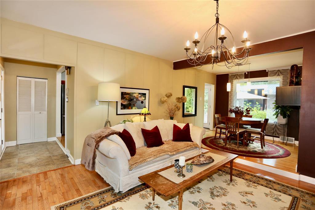 134 Sunnyside Boulevard Property Photo 15