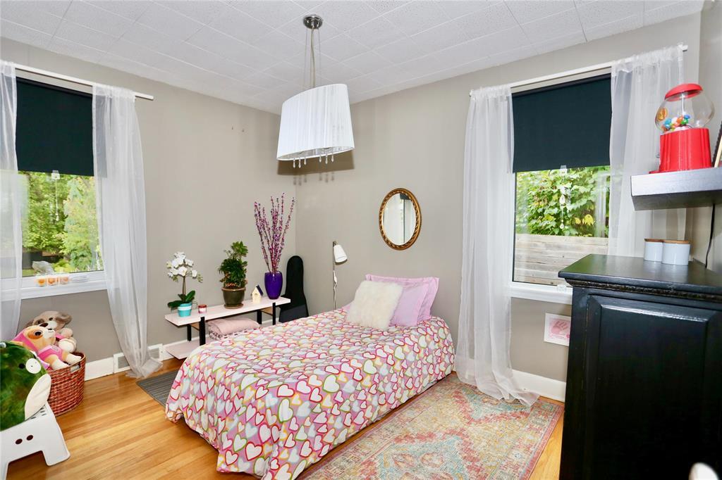 134 Sunnyside Boulevard Property Photo 18