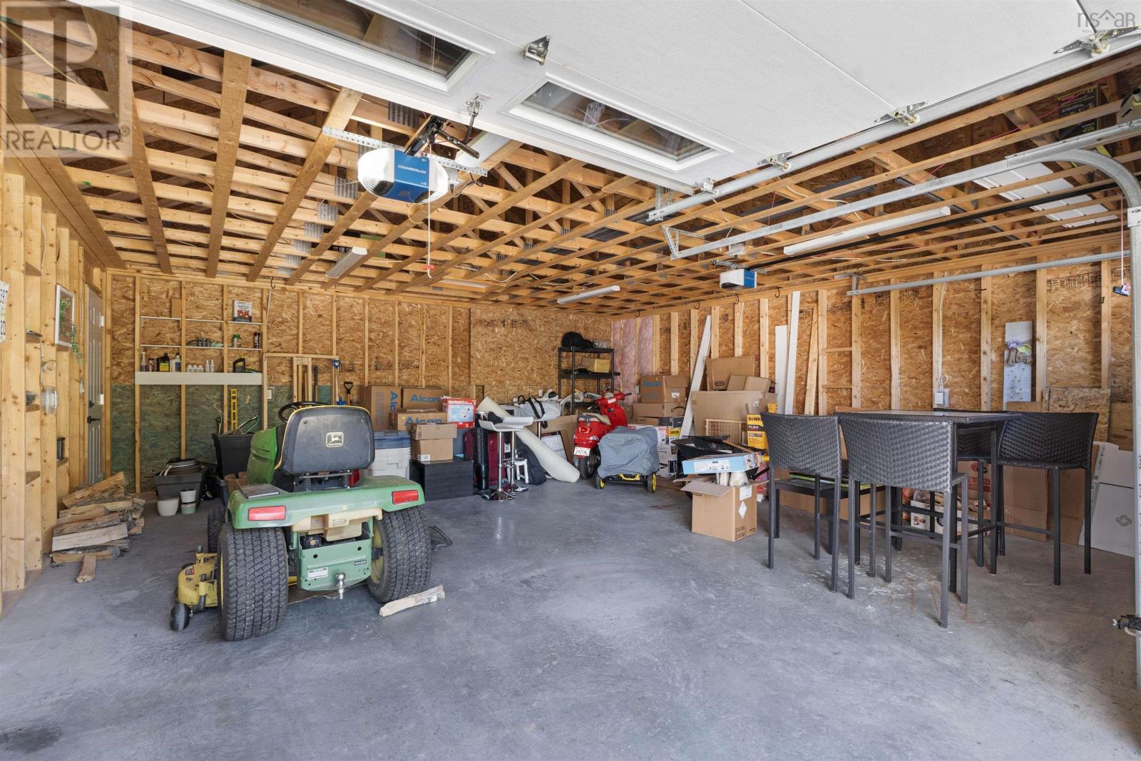 6230 Highway 2 Property Photo 7