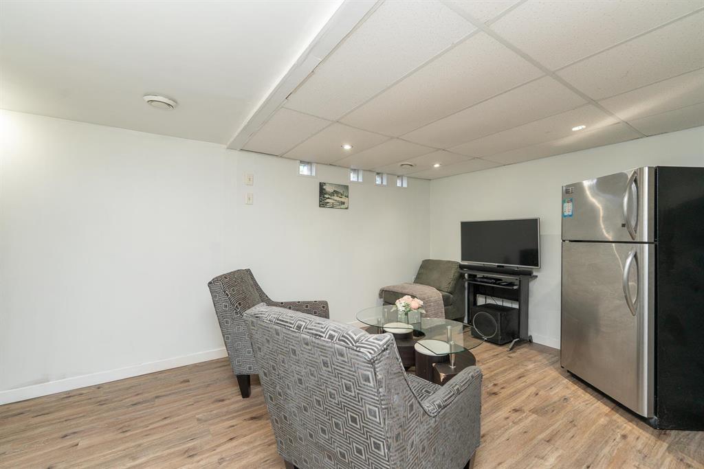 113 Berkshire Bay Property Photo 16