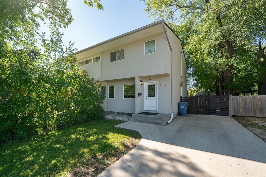 113 Berkshire Bay Property Photo 23