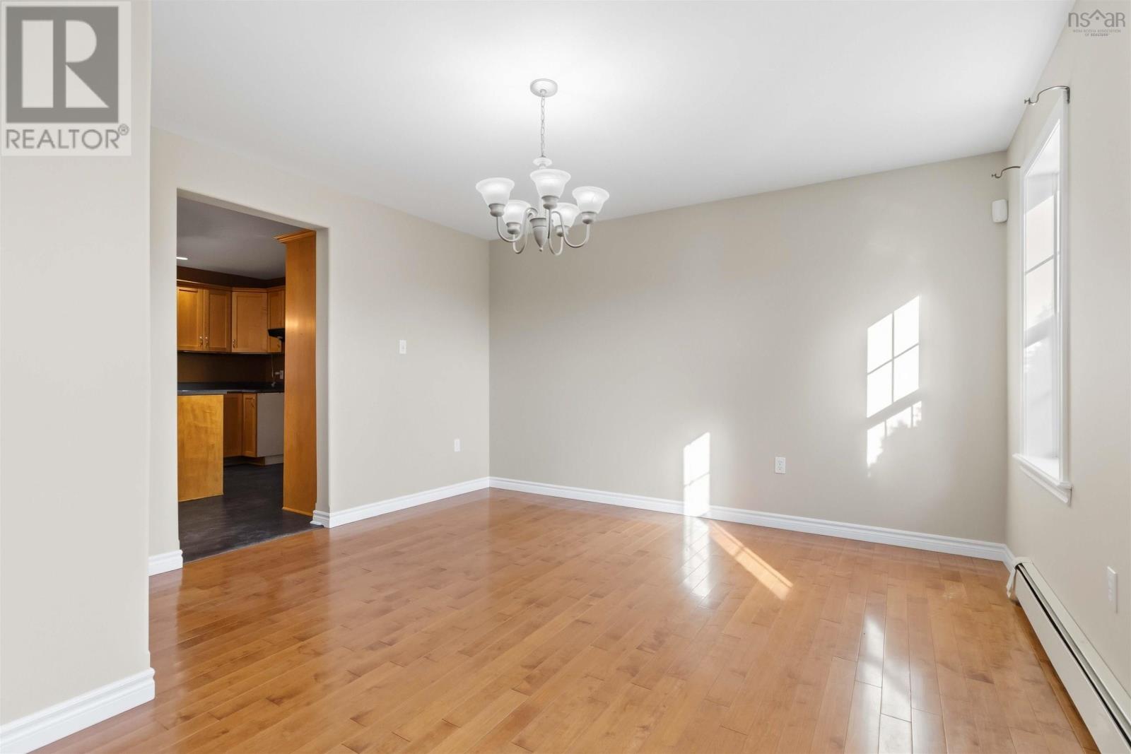 28 Carmel Crescent Property Photo 6