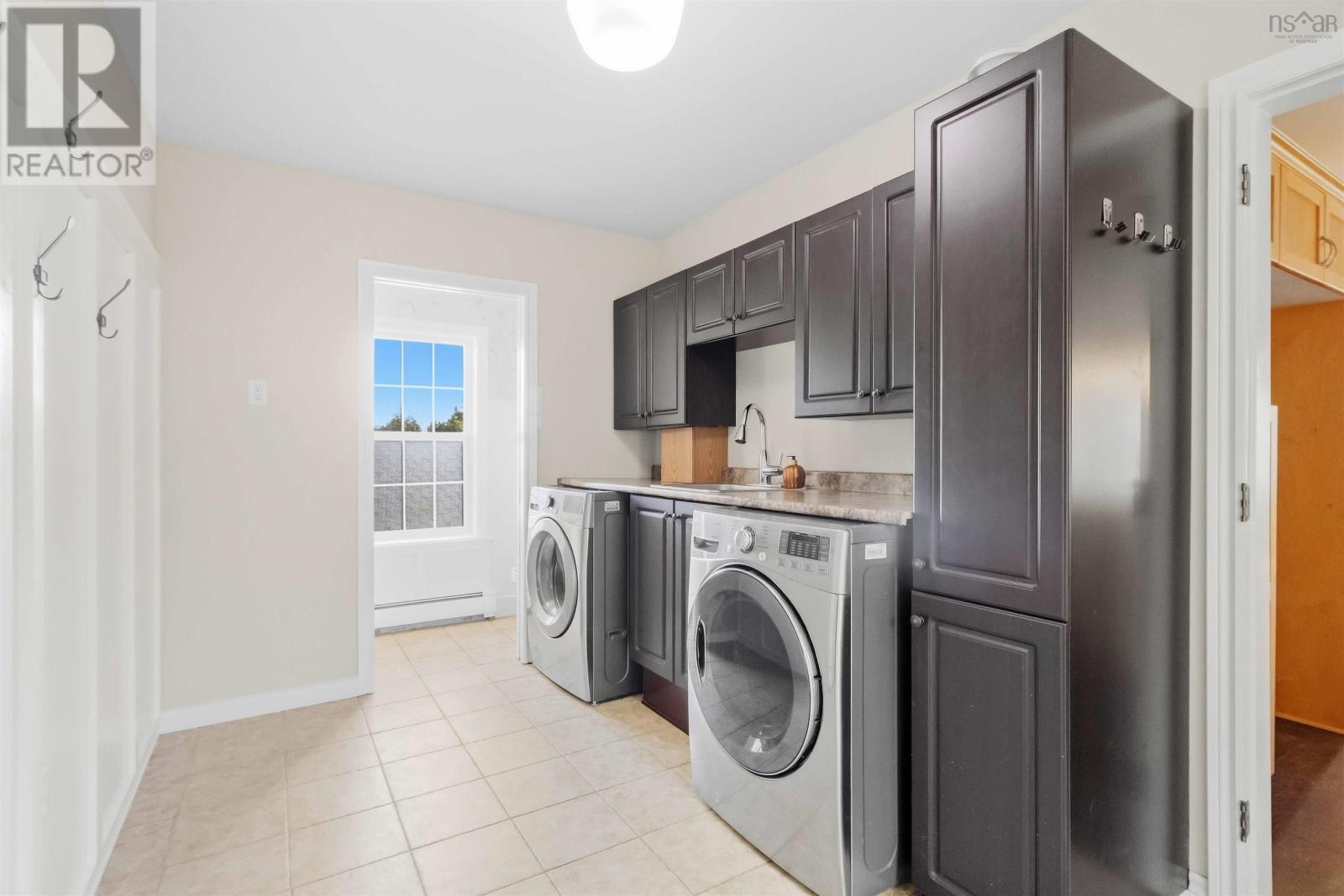 28 Carmel Crescent Property Photo 15