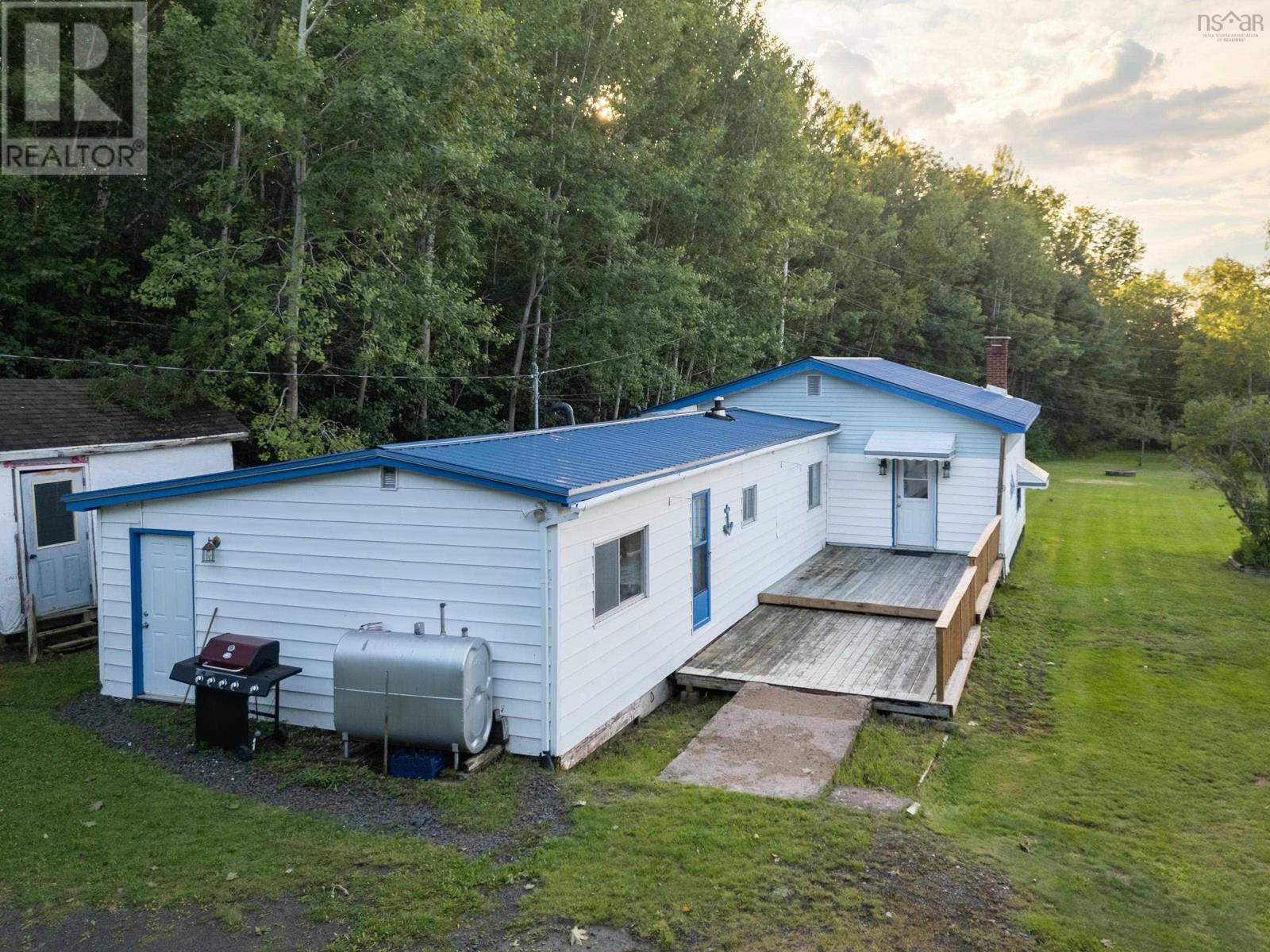 732 Highway 1 Property Photo 5