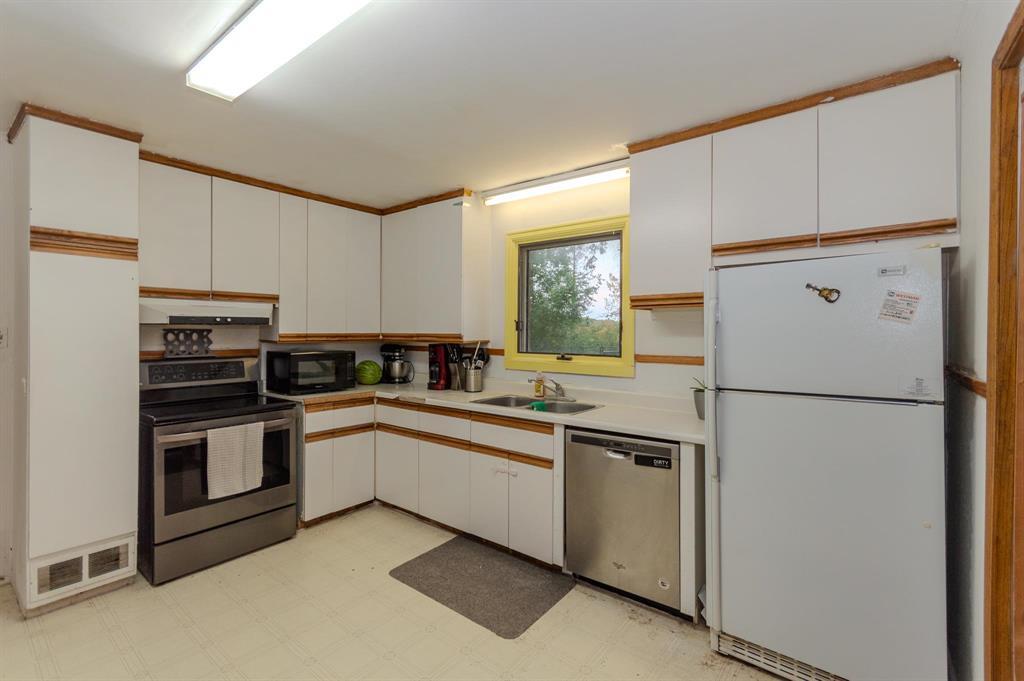 331 Memorial Drive Property Photo 4