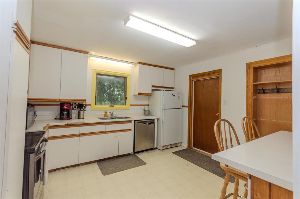331 Memorial Drive Property Photo 5