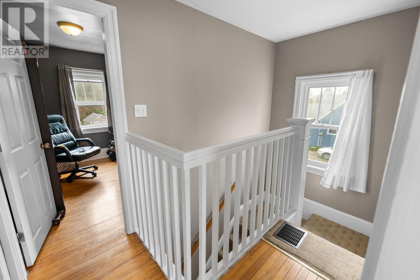 182 Duke Street Property Photo 23