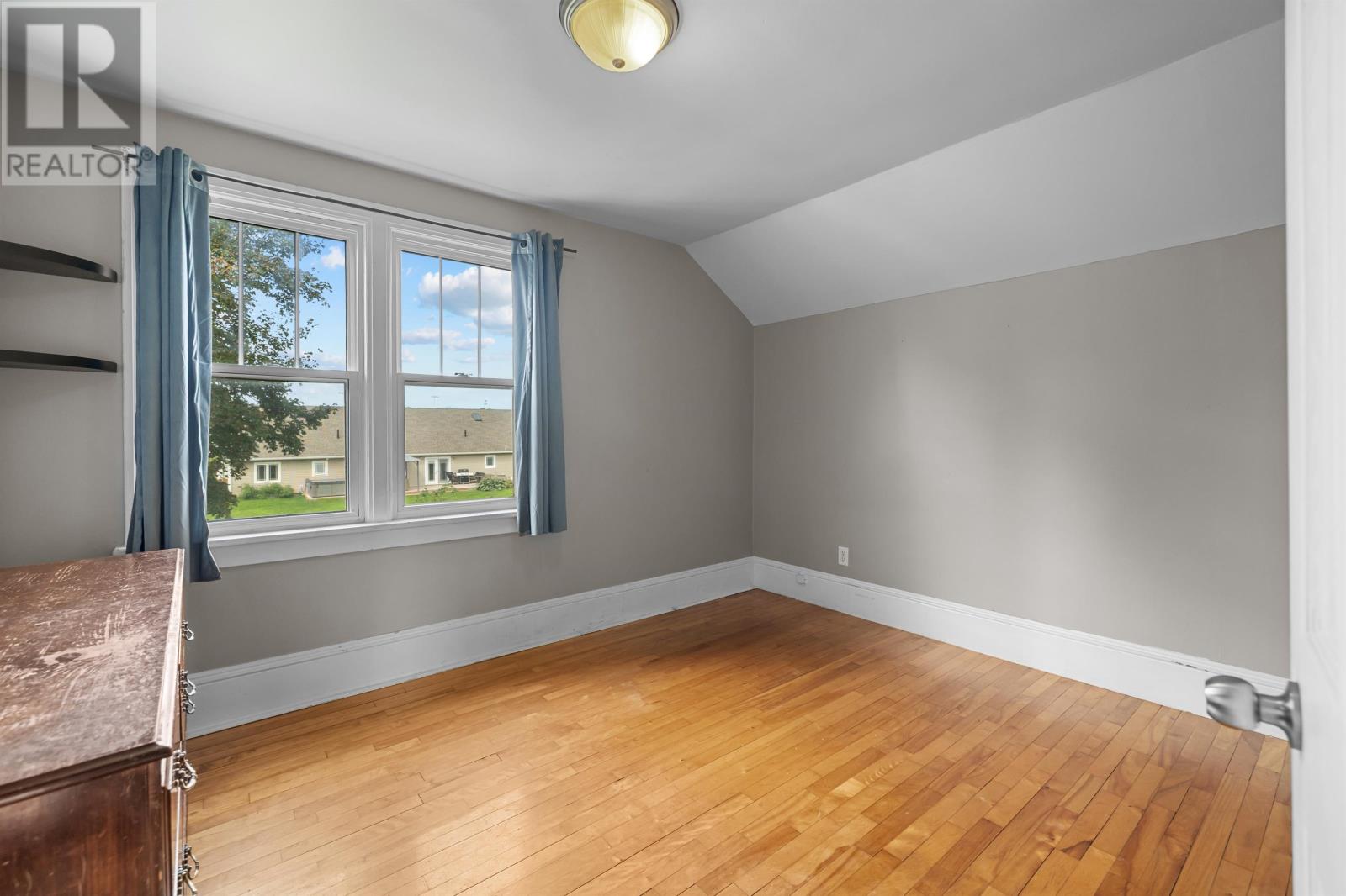 182 Duke Street Property Photo 26