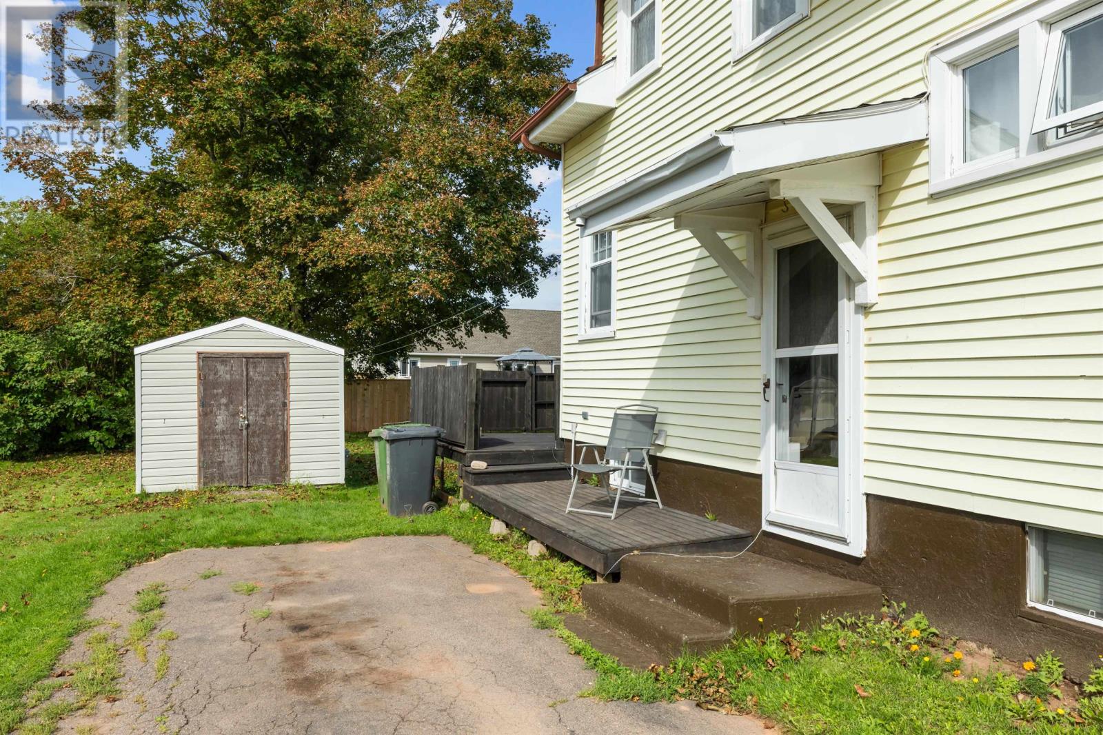 182 Duke Street Property Photo 43