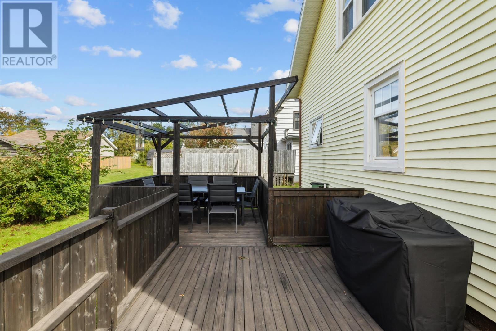 182 Duke Street Property Photo 45