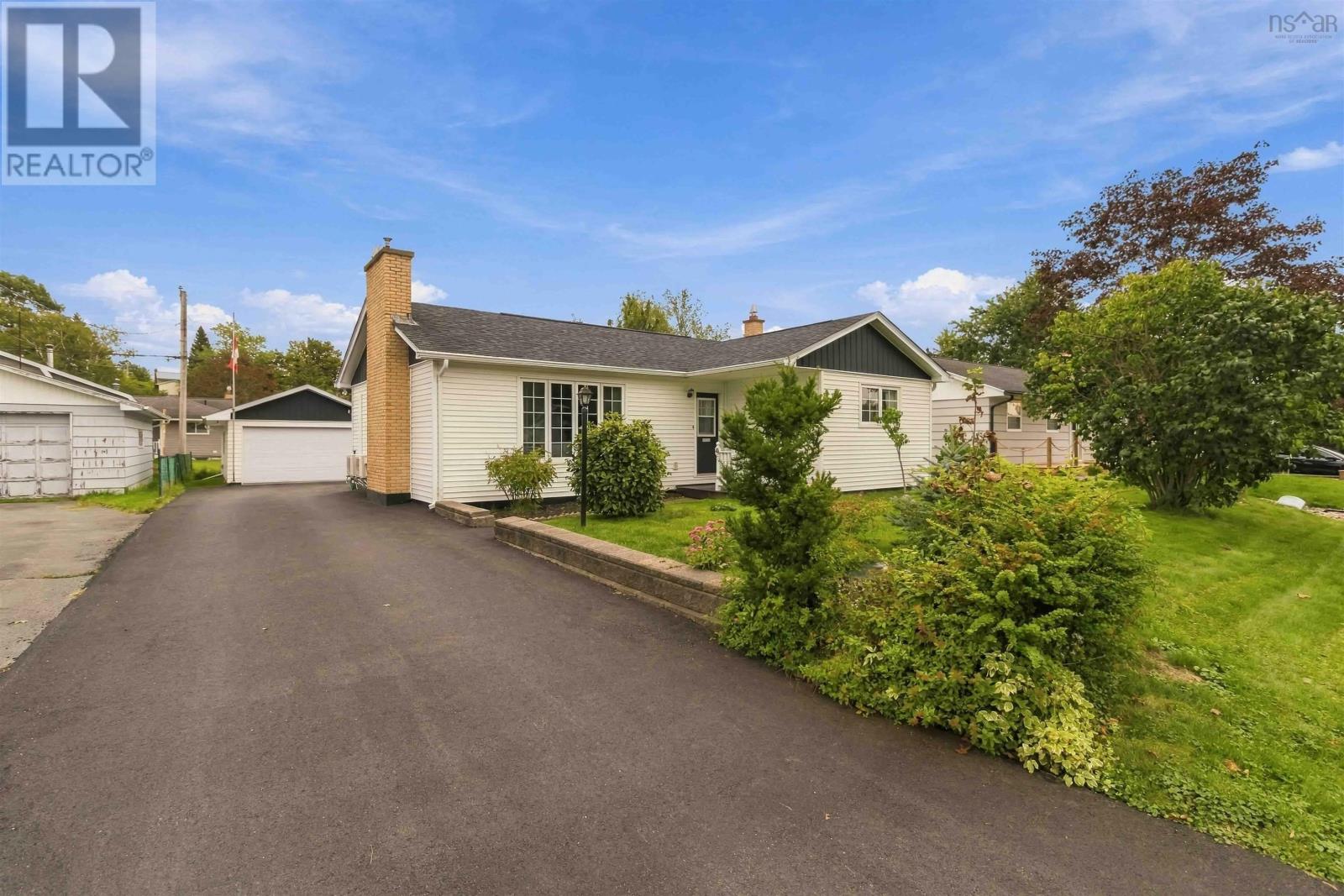 49 Belleshire Drive Property Photo 1