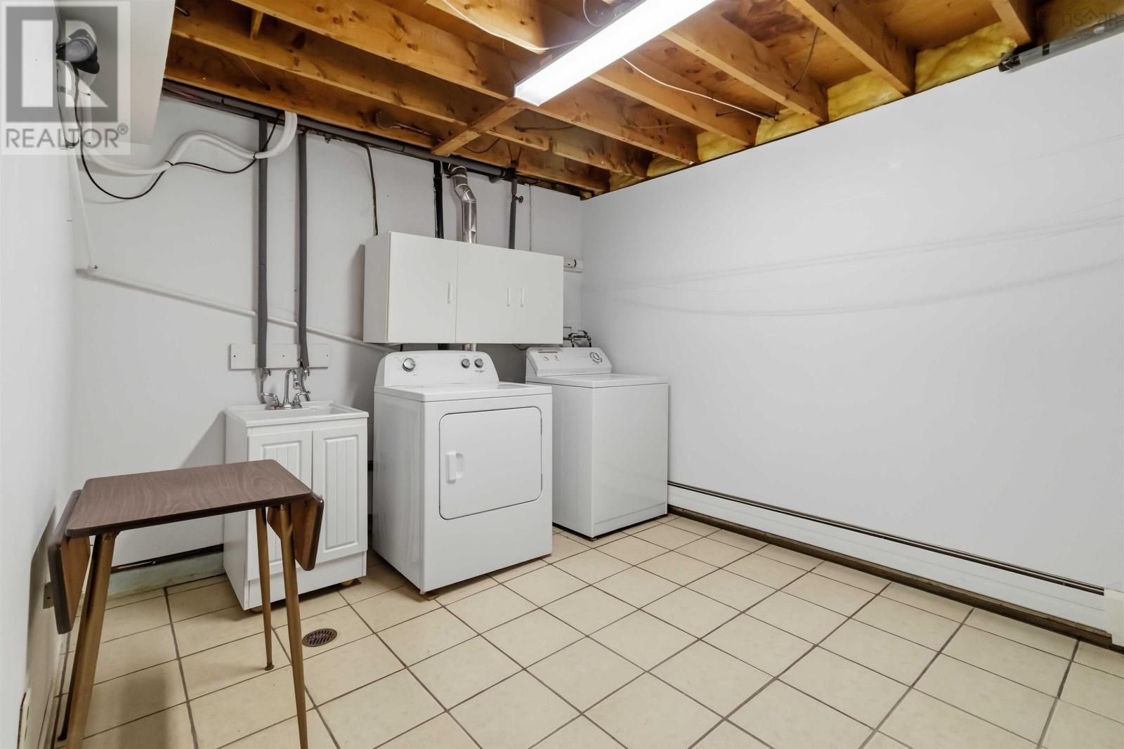 49 Belleshire Drive Property Photo 17
