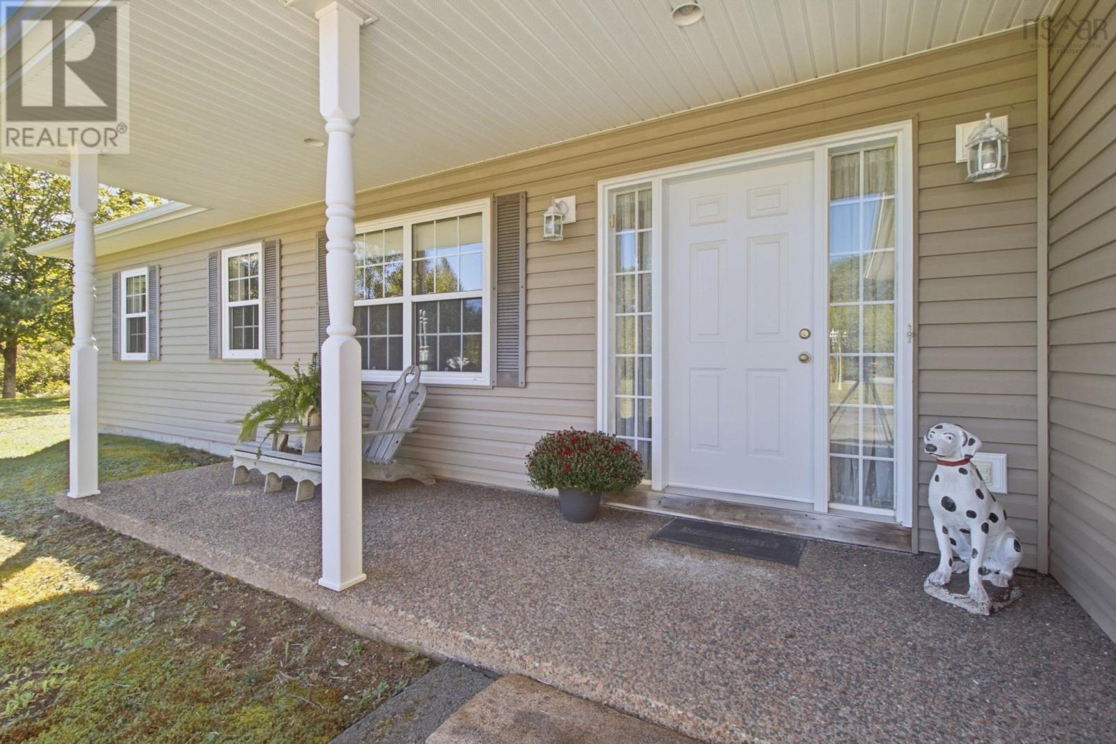 615 Birch Bear Run Property Photo 6