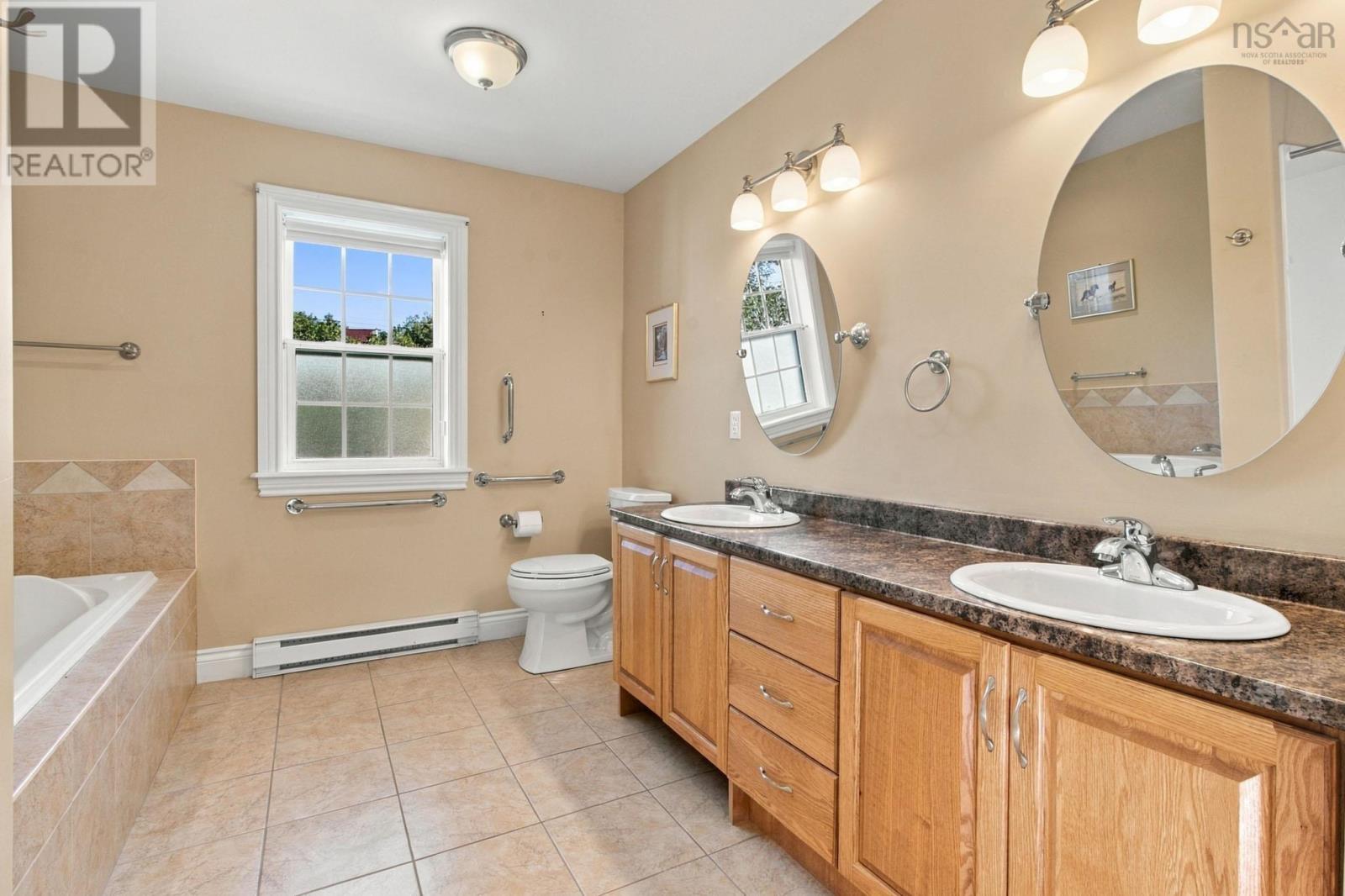 615 Birch Bear Run Property Photo 24