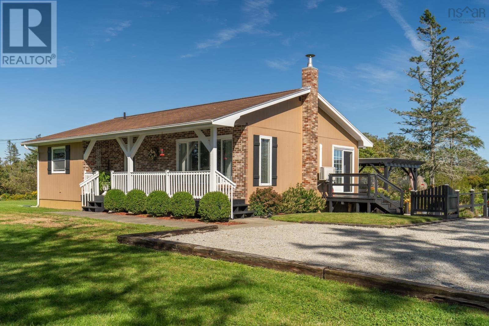 438 Lake George Road