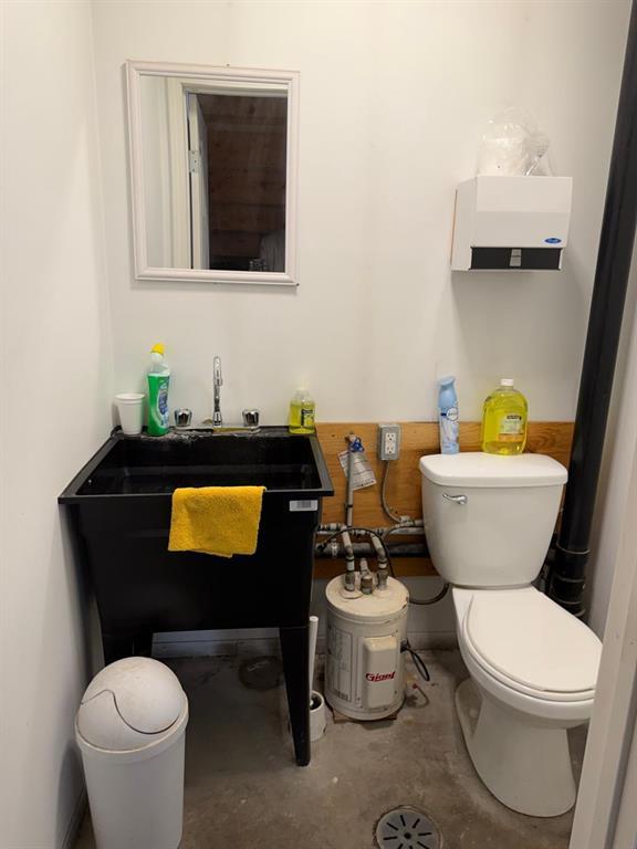 6 131 Industrial Road E Property Photo 4