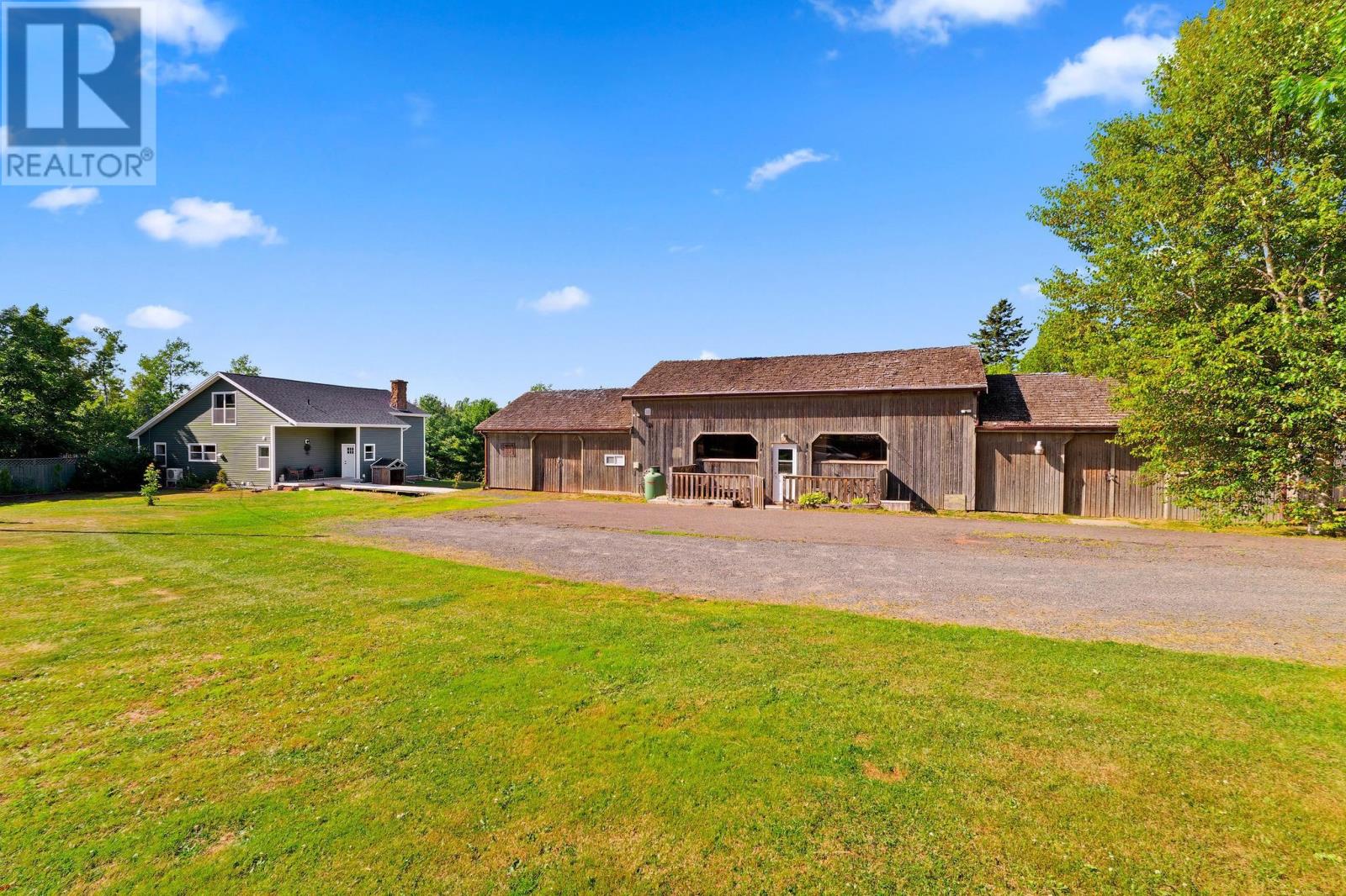 836 Crooked Creek Road Property Photo 2