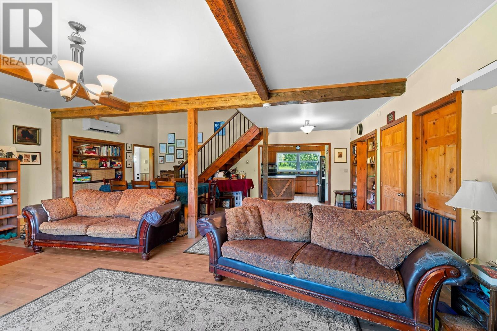 836 Crooked Creek Road Property Photo 6