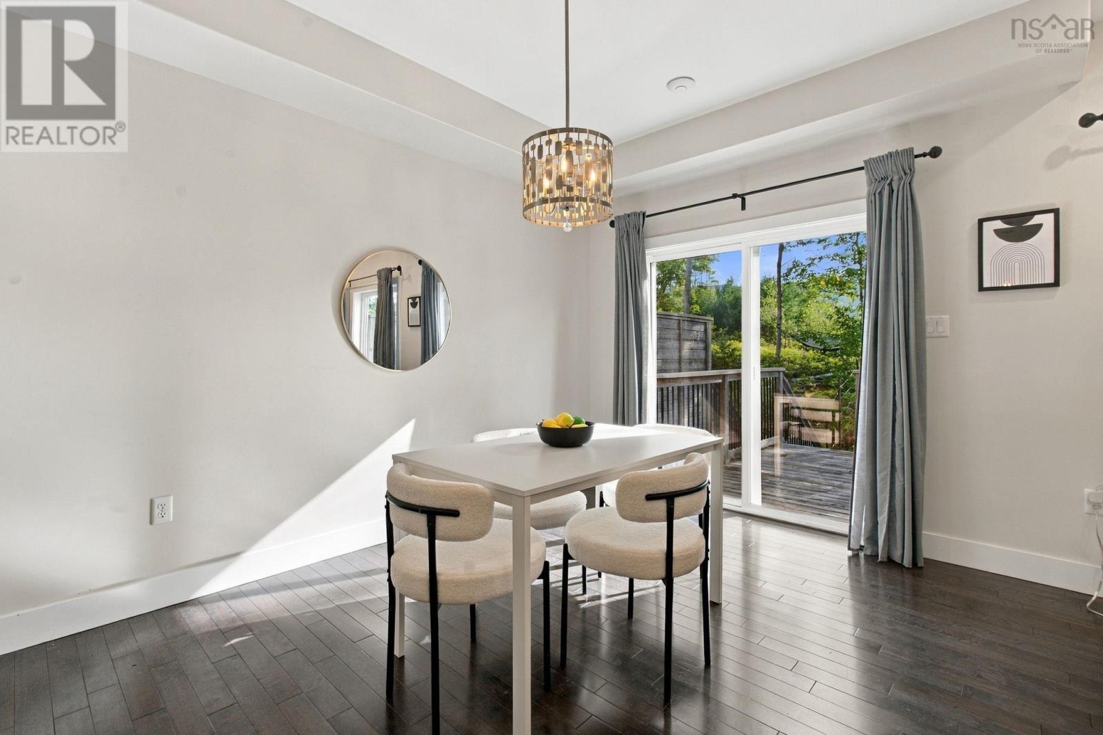 76 Tilbury Avenue Property Photo 15