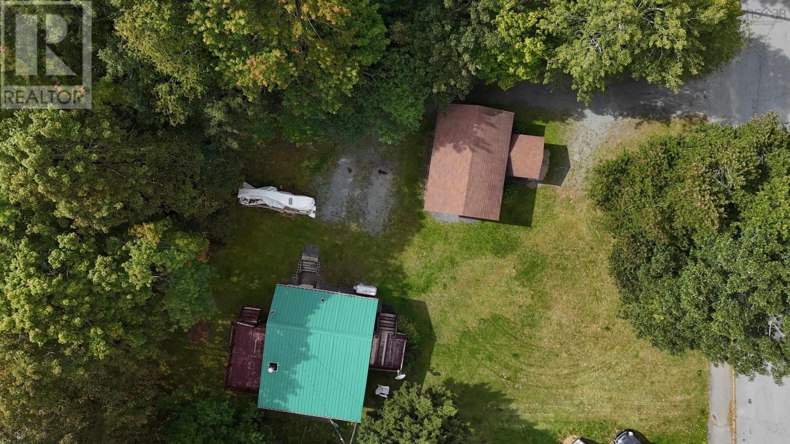 115 Starr Street Property Photo 4