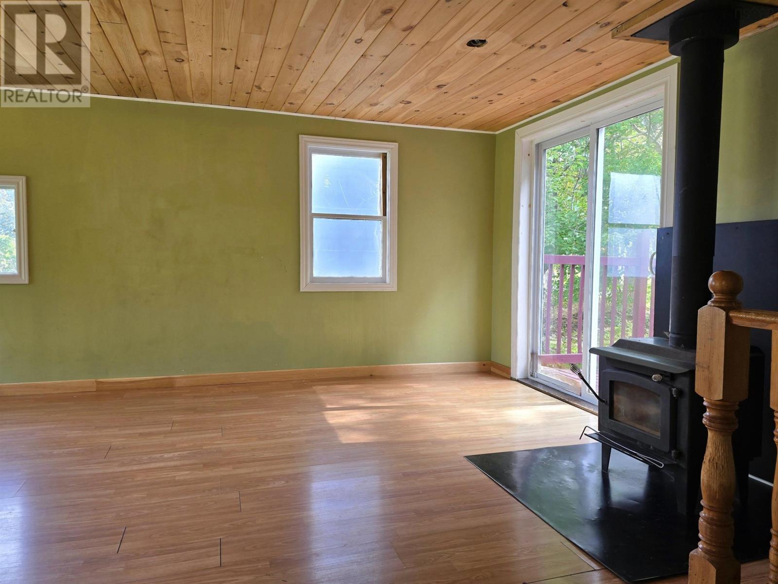 115 Starr Street Property Photo 10