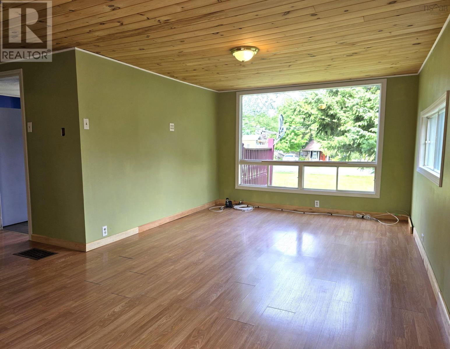 115 Starr Street Property Photo 11