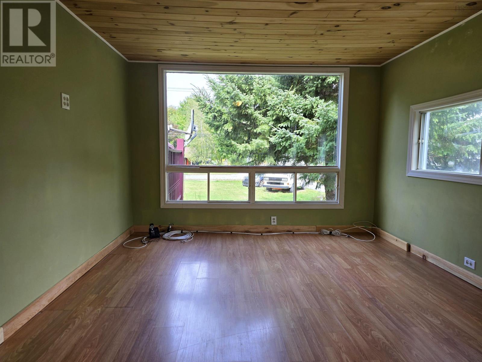 115 Starr Street Property Photo 12
