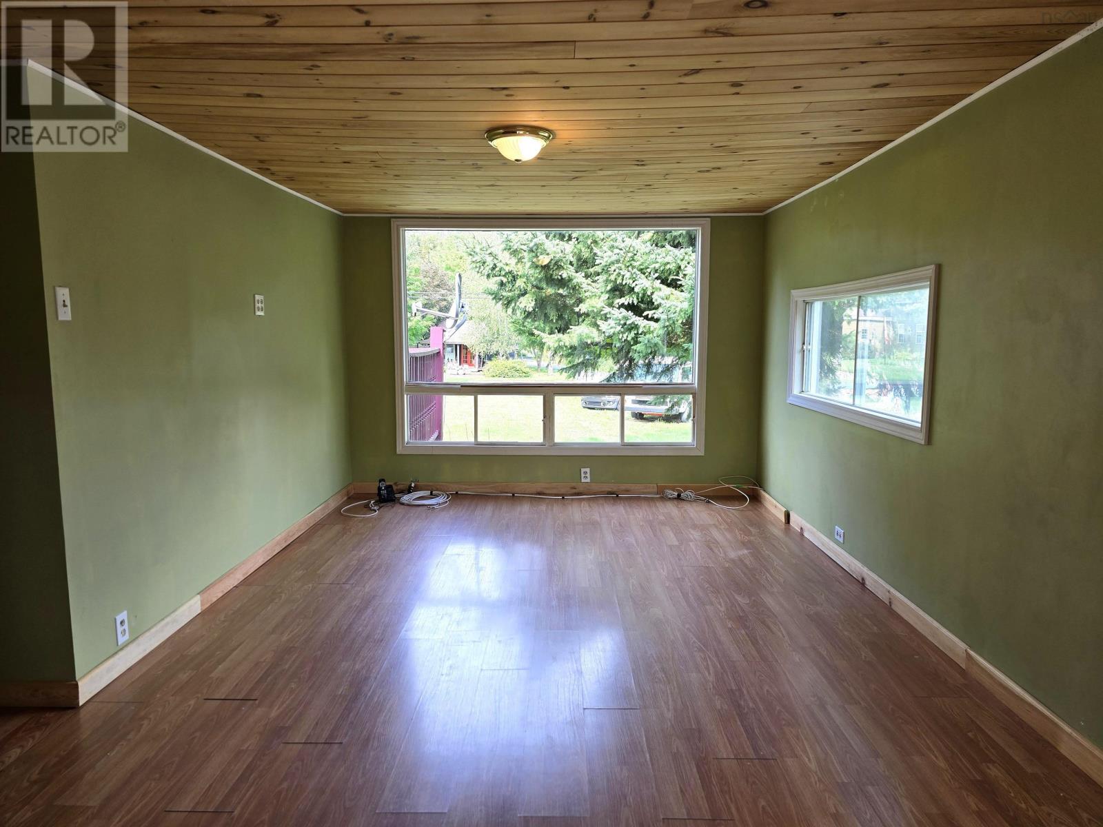 115 Starr Street Property Photo 13