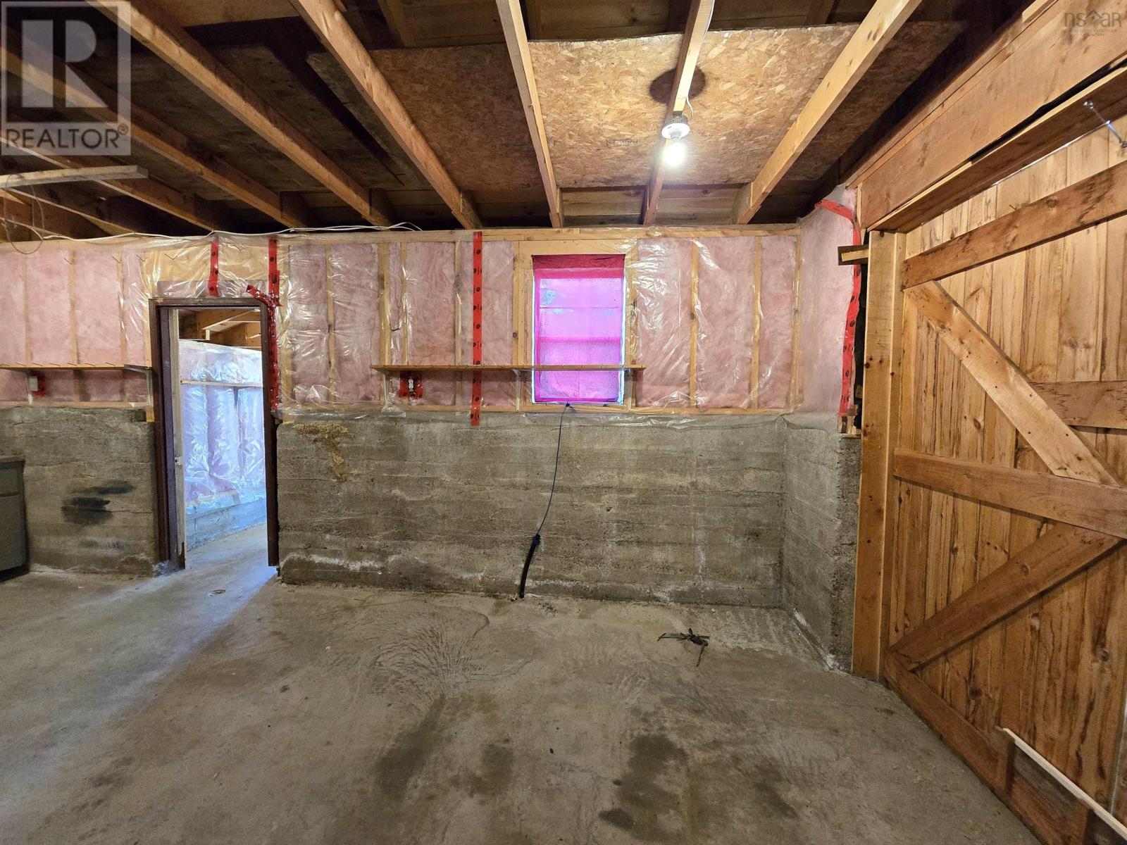 115 Starr Street Property Photo 40