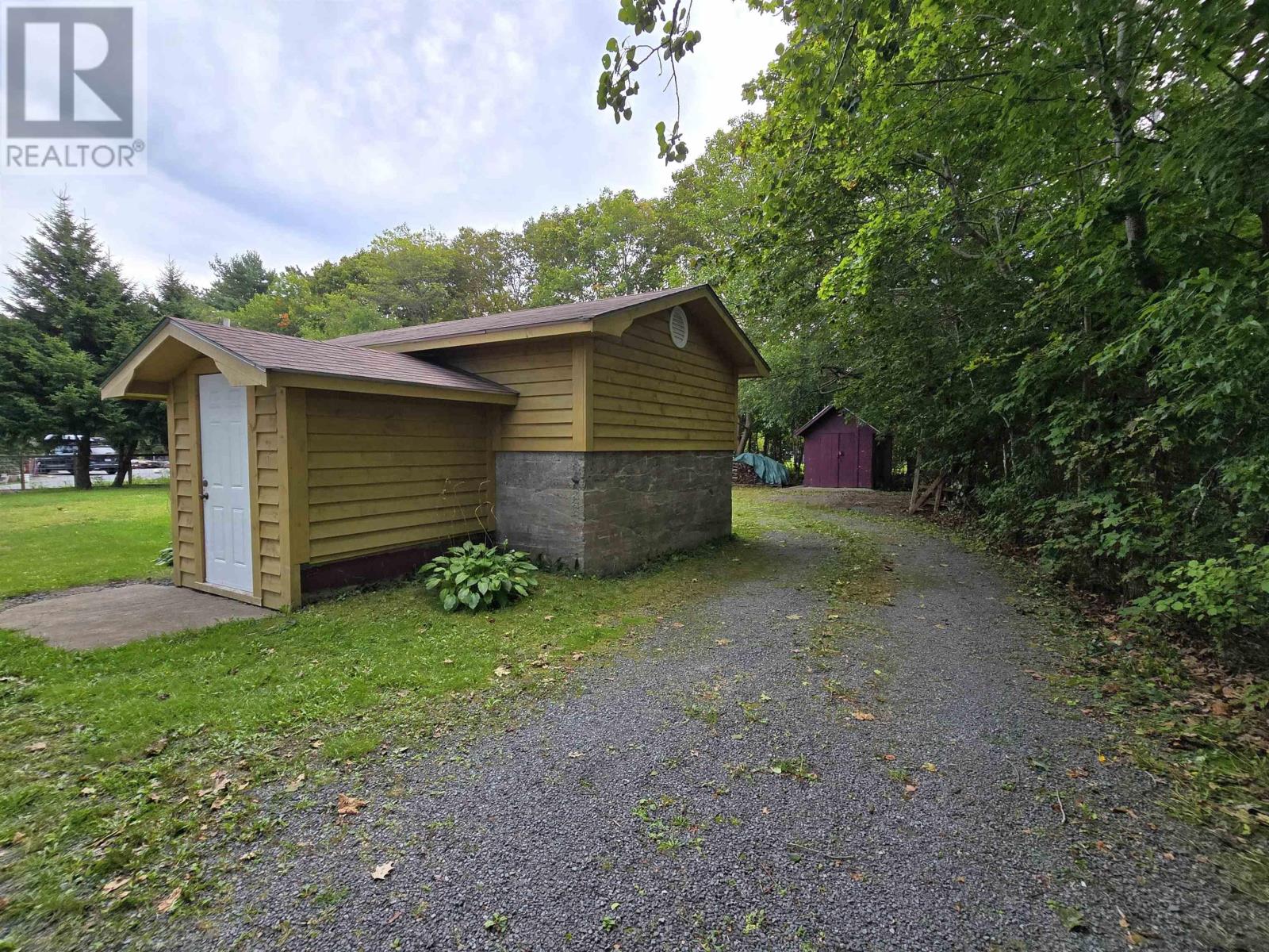 115 Starr Street Property Photo 41